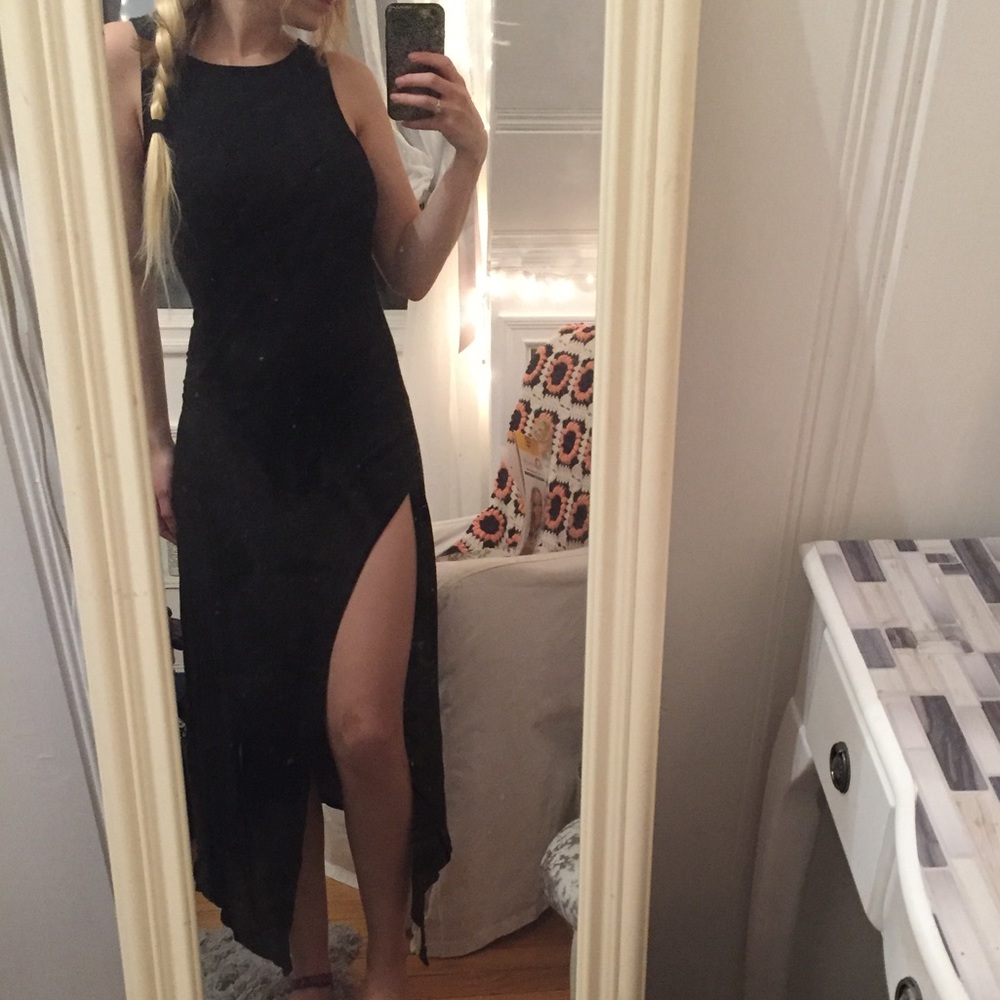 Black tight dress with slit